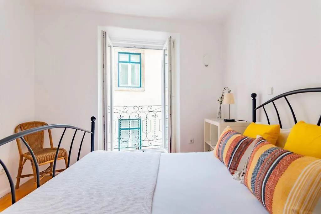 Appartamento 2Br At Historical Chiado Lisbona 0*,  Portogallo