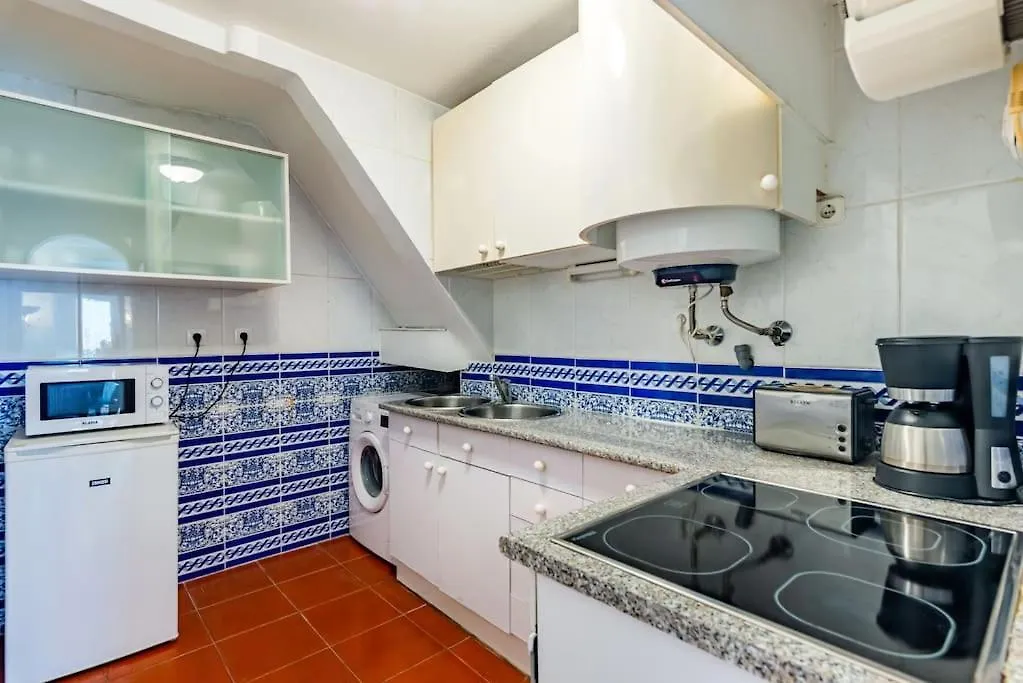 Appartamento 2Br At Historical Chiado Lisbona 0*,  Portogallo