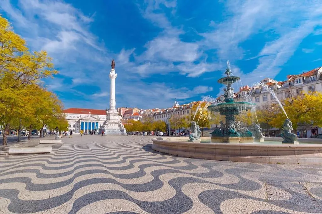 Appartamento 2Br At Historical Chiado Lisbona